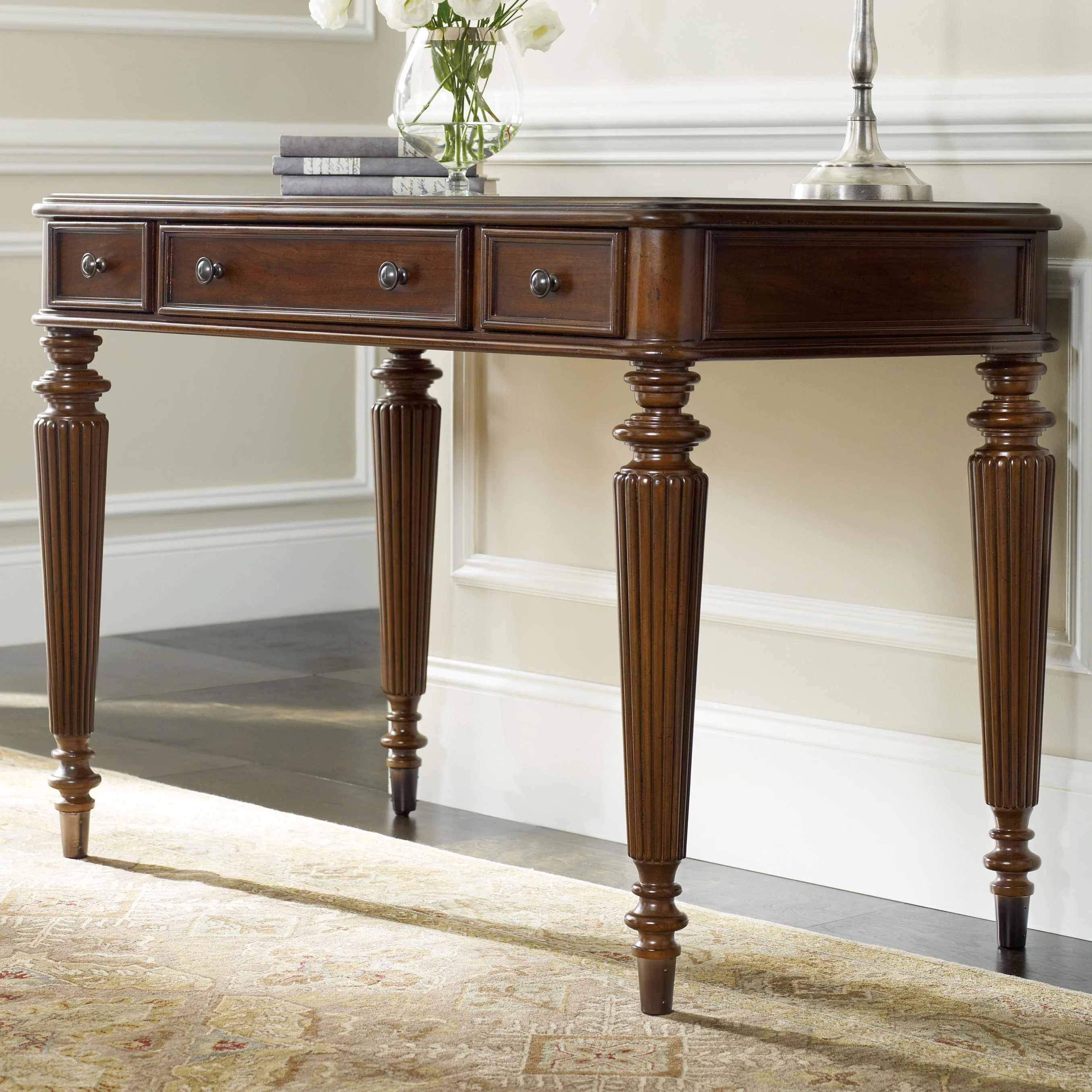 Hamilton Home Home Office Traditional 3-Drawer Leg Desk with Fluted